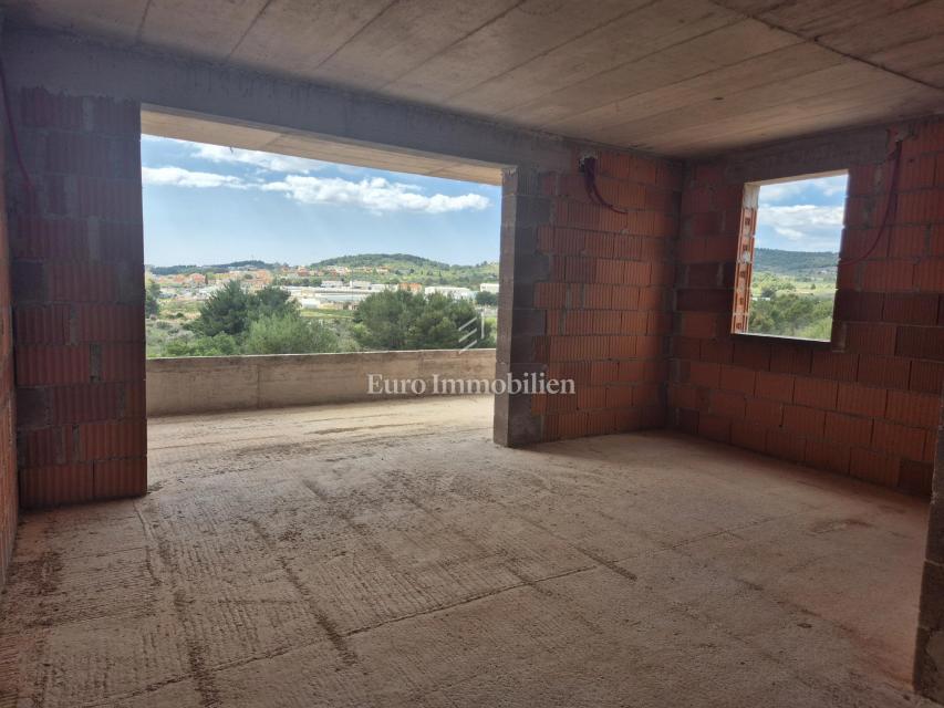 Appartamento con terrazza panoramica, vista mare