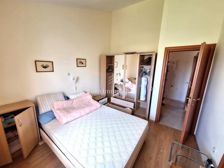 Klimno - spazioso appartamento con vista mare