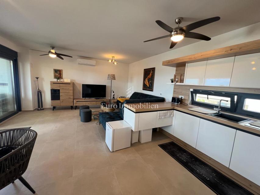 Zara - appartamento con terrazza sul tetto