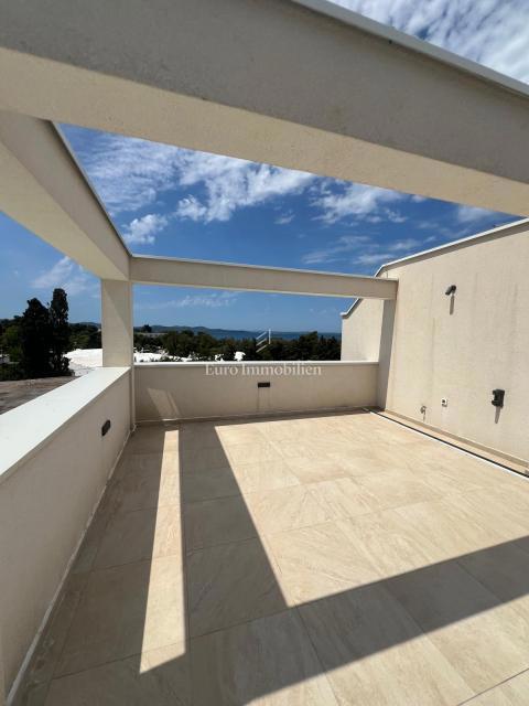 Zara - appartamento con terrazza sul tetto