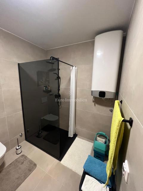 Zara - appartamento con terrazza sul tetto