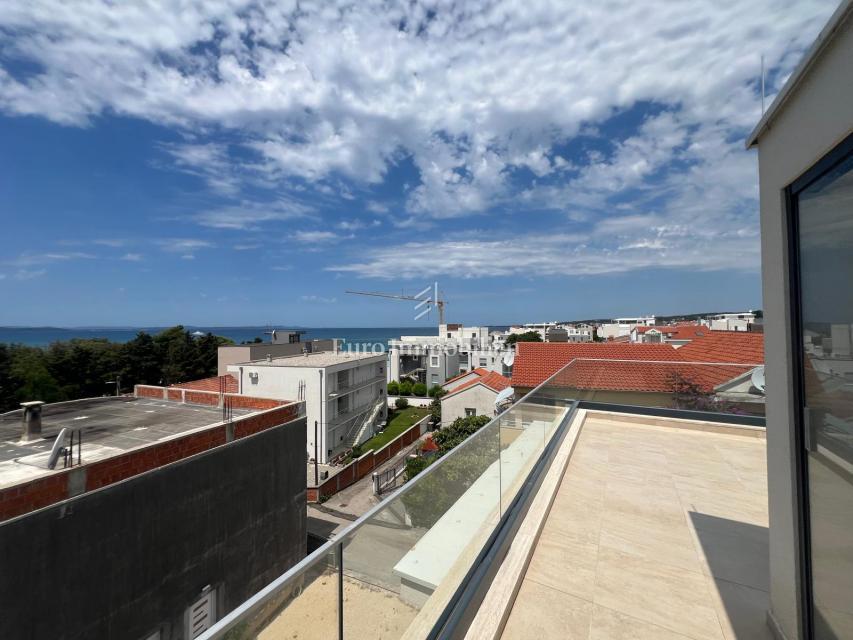 Zara - appartamento con terrazza sul tetto