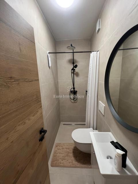 Zara - appartamento con terrazza sul tetto