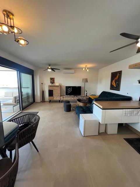 Zara - appartamento con terrazza sul tetto