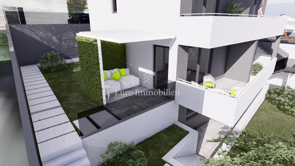 Crikvenica - casa con giardino e terrazza sul tetto