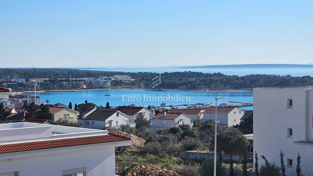 Novalja - nuovo edificio, 2° piano, vista mare