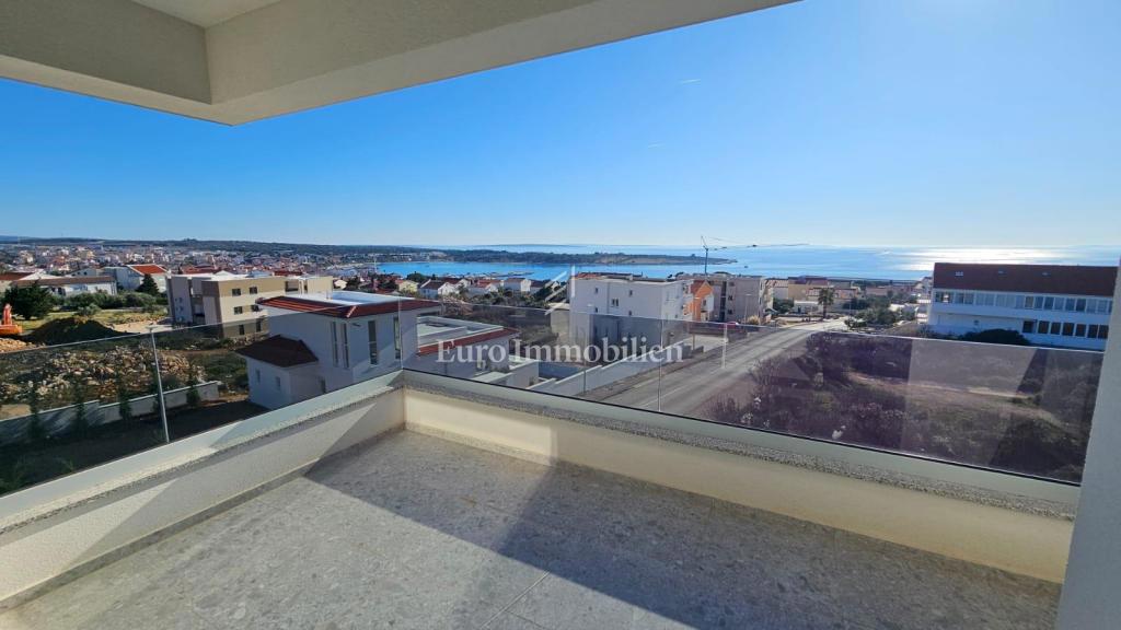 Novalja - nuovo edificio, 2° piano, vista mare