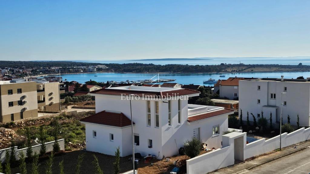 Novalja - nuovo edificio, 2° piano, vista mare