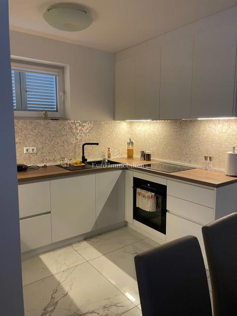 Dramalj,una casa con tre appartamenti in un'ottima posizione