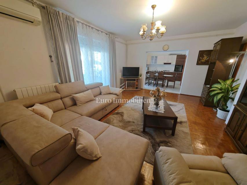 Selce - appartamento con giardino a 150 metri dal mare