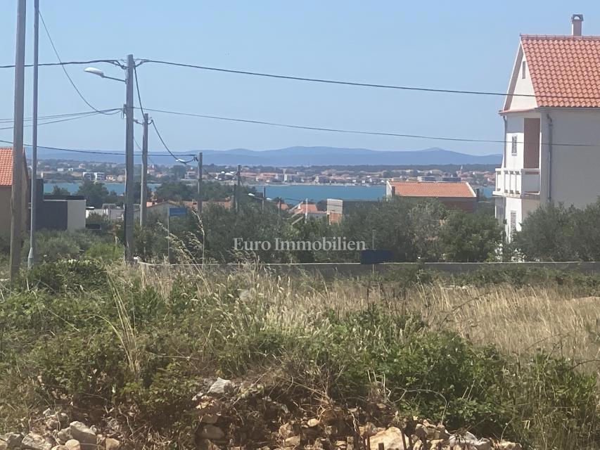 Vrsi - casa con piscina in un ambiente tranquillo