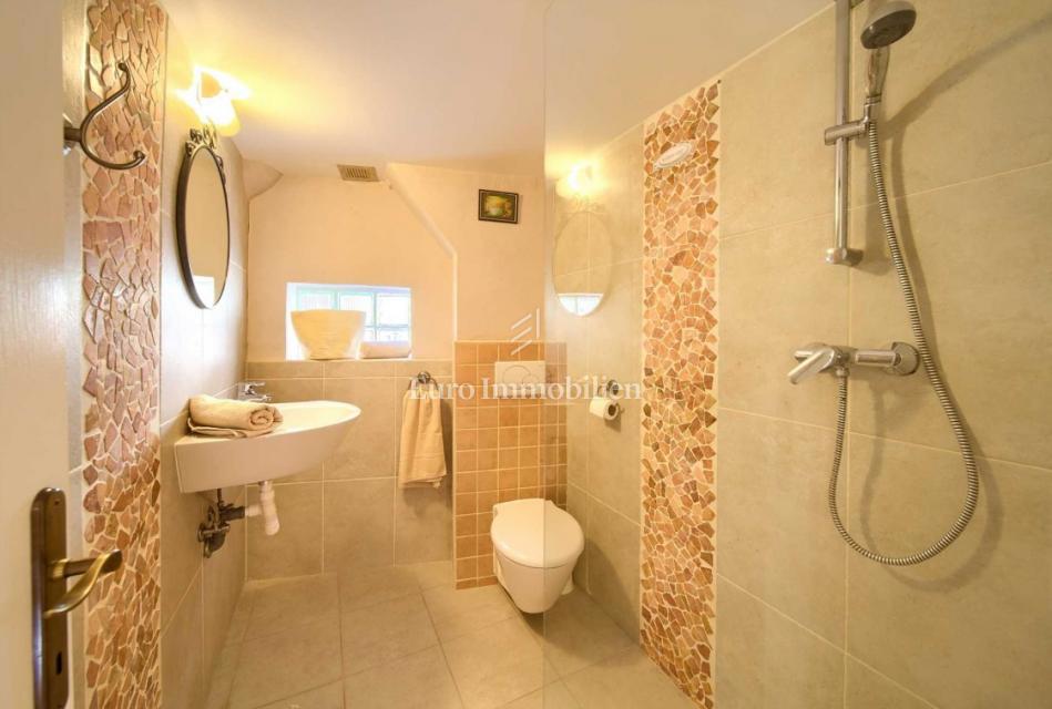 Casa in pietra nel centro storico di Vrbnik