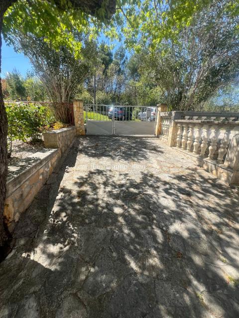 Donji Karin - casa con vista sul mare aperto