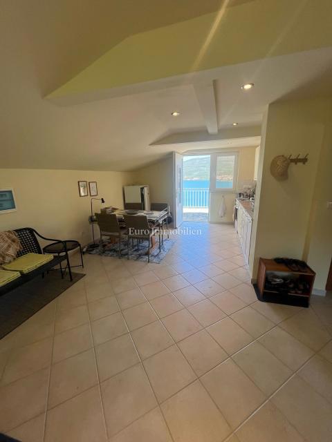 Donji Karin - casa con vista sul mare aperto