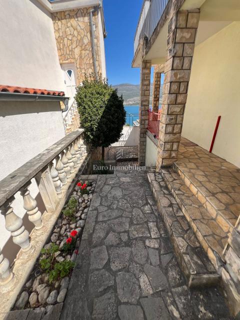 Donji Karin - casa con vista sul mare aperto