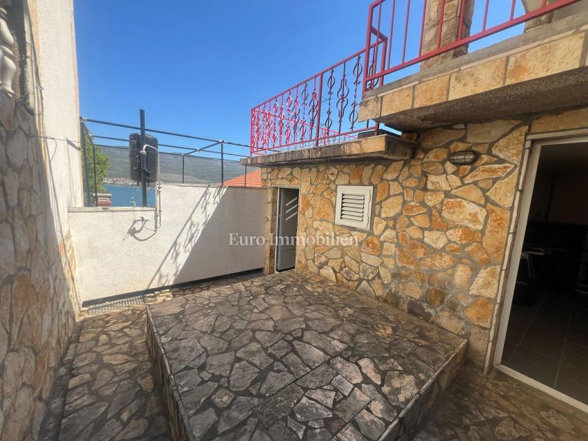 Donji Karin - casa con vista sul mare aperto