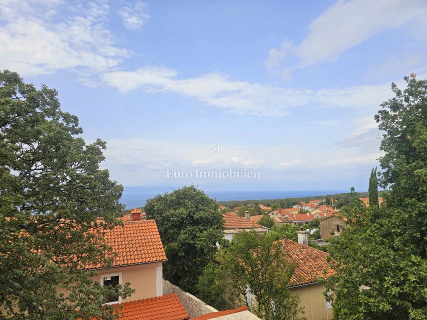 Casa con tre appartamenti, vista mare - Malinska