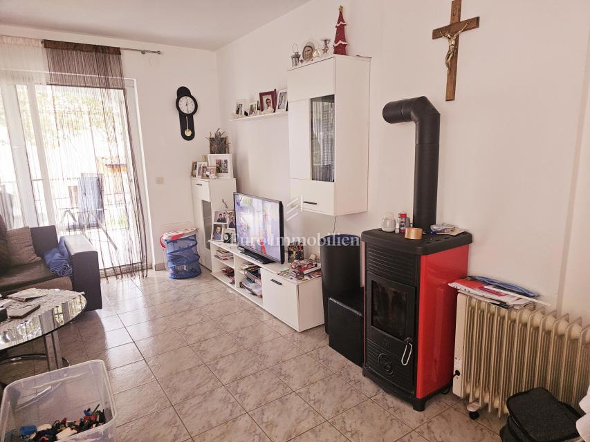 Casa con tre appartamenti, vista mare - Malinska