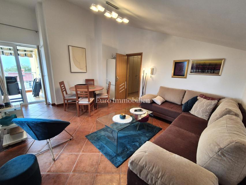 Intero piano con vista mare aperta - Malinska