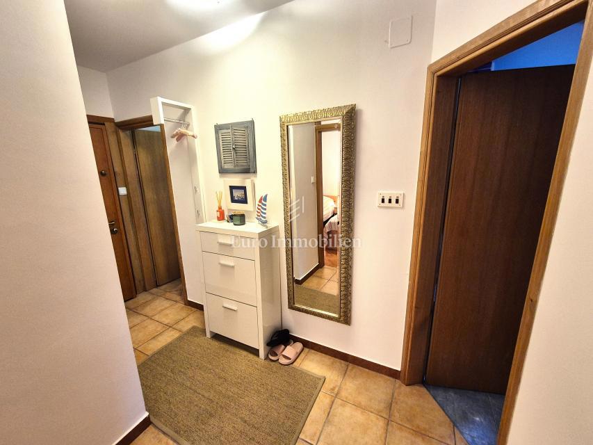 Intero piano con vista mare aperta - Malinska