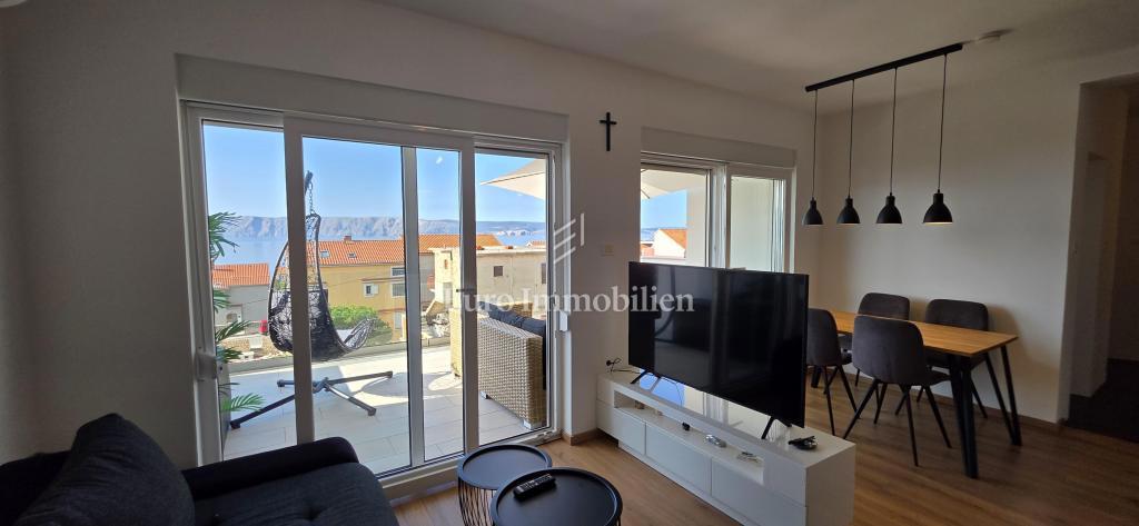 Povile, Appartamento ristrutturato con 2 posti auto