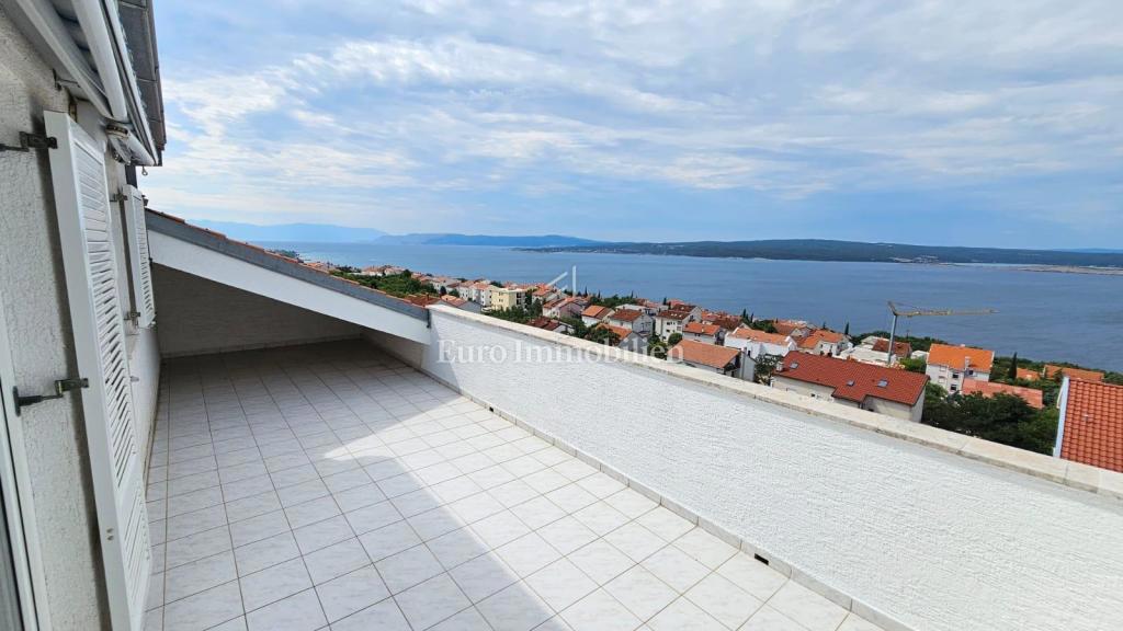 Dramalj – Appartamento con splendida vista mare