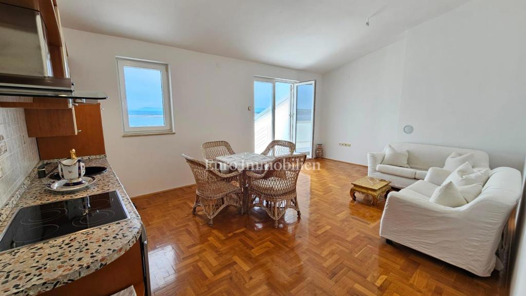 Dramalj – Appartamento con splendida vista mare