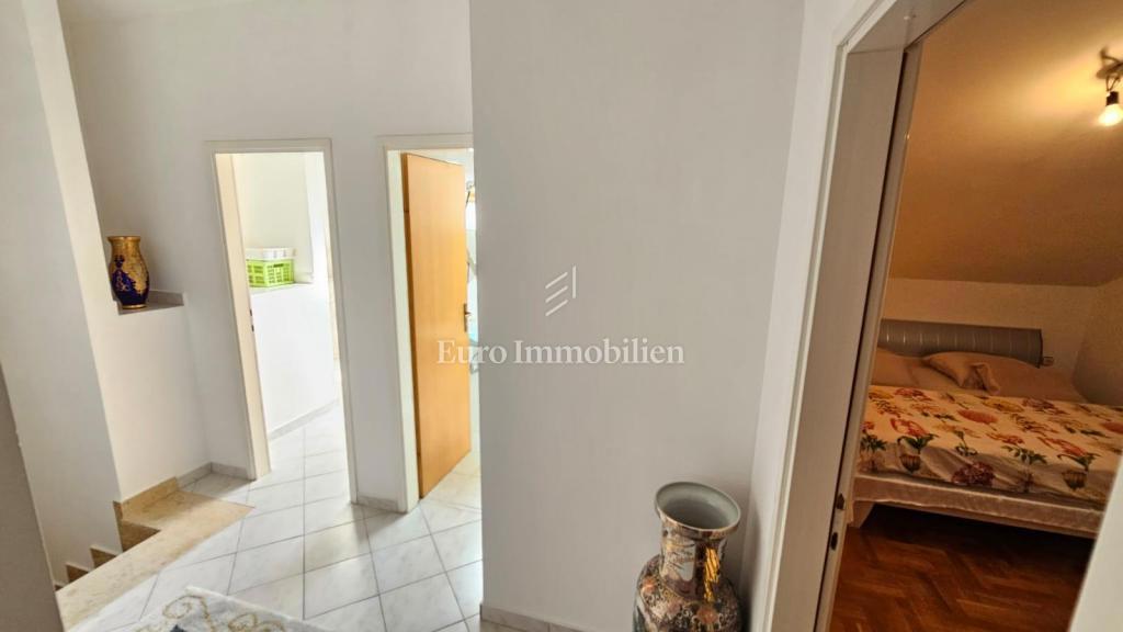 Dramalj – Appartamento con splendida vista mare