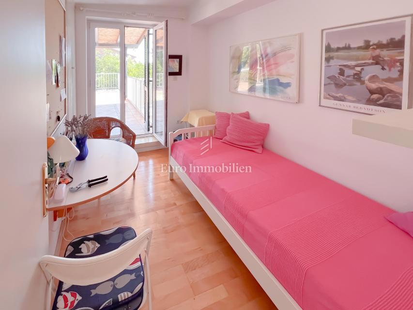 Splendida Casa Familiare dallo Stile Autentico