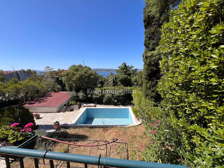 Splendida Casa Familiare dallo Stile Autentico