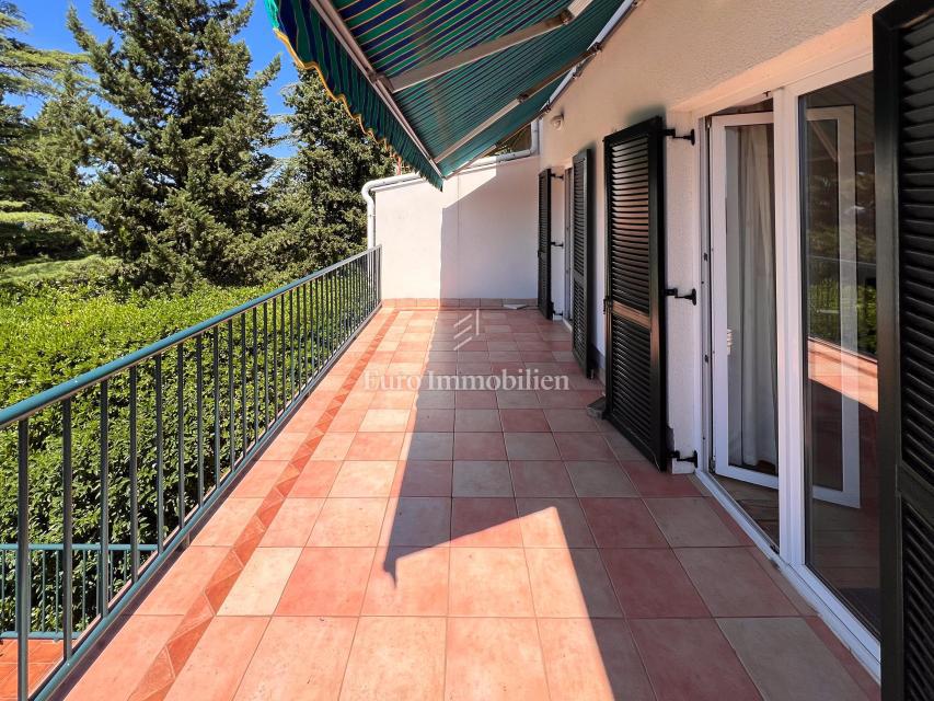 Splendida Casa Familiare dallo Stile Autentico