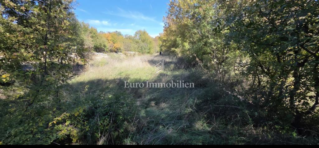 Terreno edificabile in posizione tranquilla