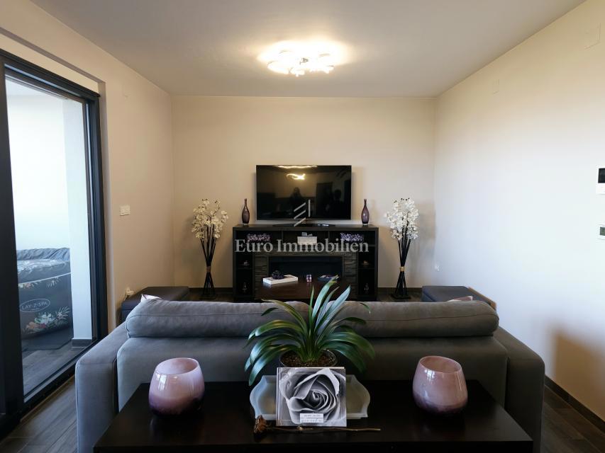 Bilocale funzionale con terrazza coperta