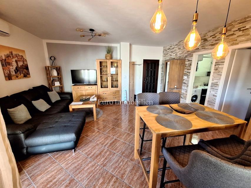 Malinska – due appartamenti con giardino e parcheggio