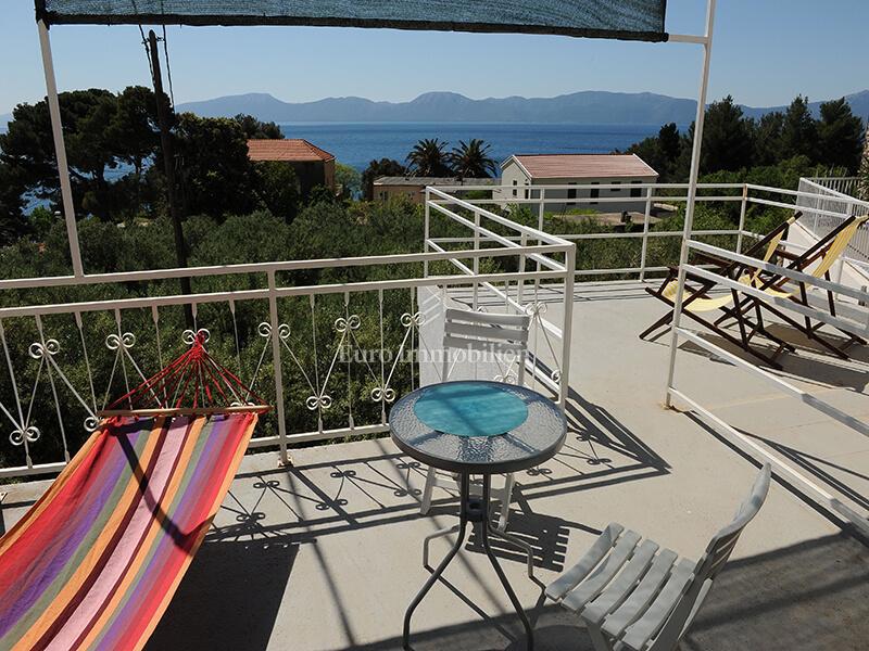 Casa con splendida vista mare vicino alla spiaggia