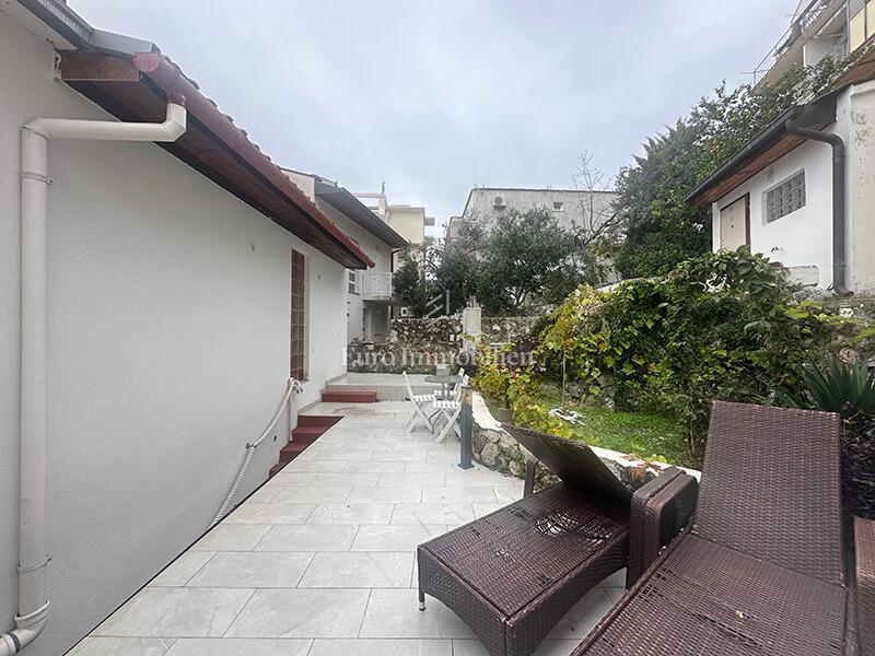 Casa con splendida vista mare vicino alla spiaggia