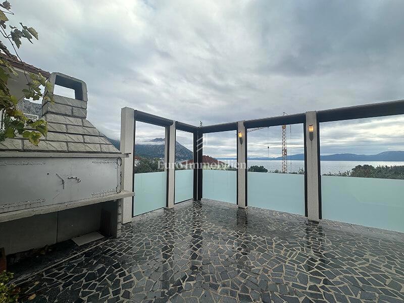 Casa con splendida vista mare vicino alla spiaggia