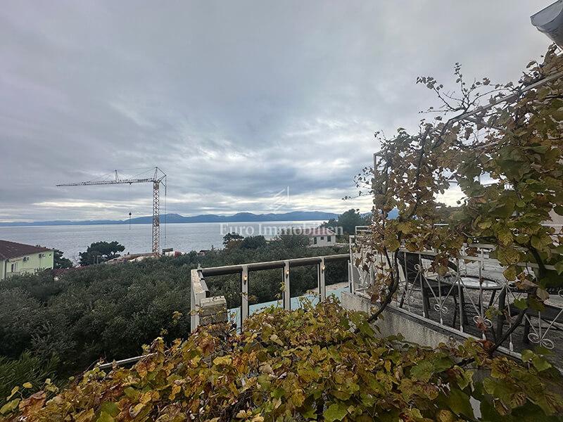 Casa con splendida vista mare vicino alla spiaggia