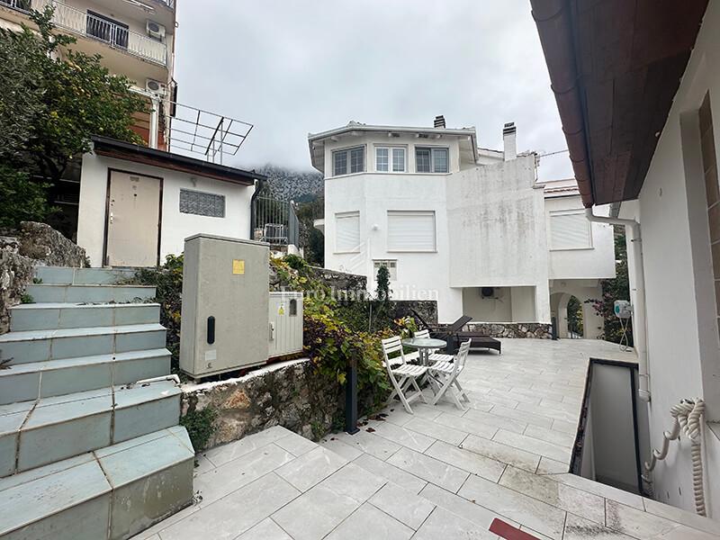 Casa con splendida vista mare vicino alla spiaggia