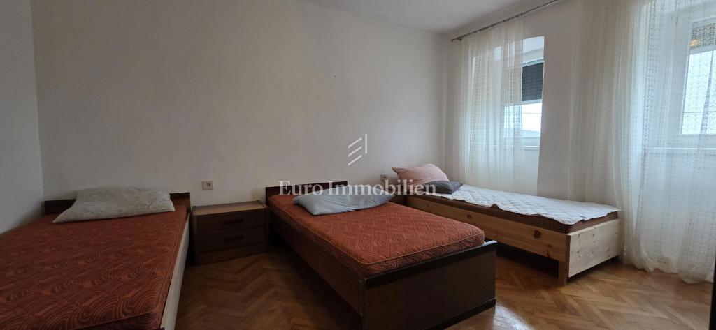 Casa con potenziale di investimento | Entroterra di Crikvenica