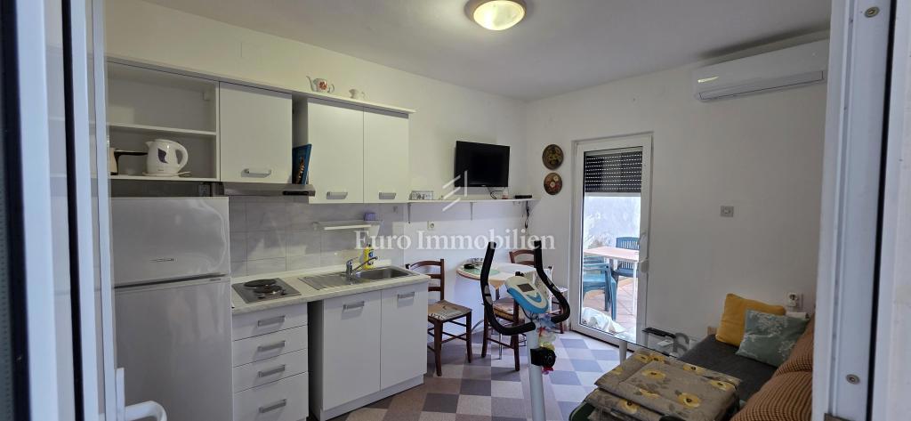 Casa con potenziale di investimento | Entroterra di Crikvenica