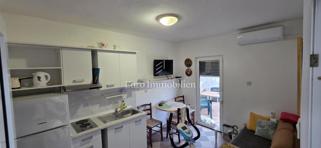 Casa con potenziale di investimento | Entroterra di Crikvenica