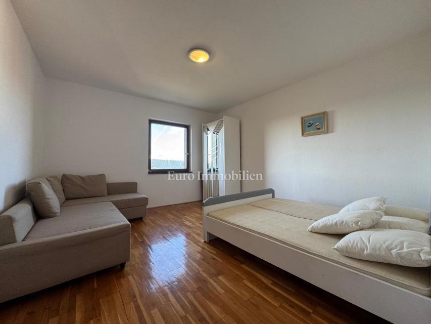 L'Istria - casa con giardino e vista mare aperta