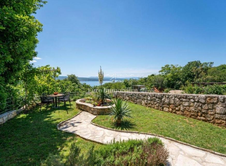 Casa in pietra autentica a Crikvenica – microlocalità tranquilla