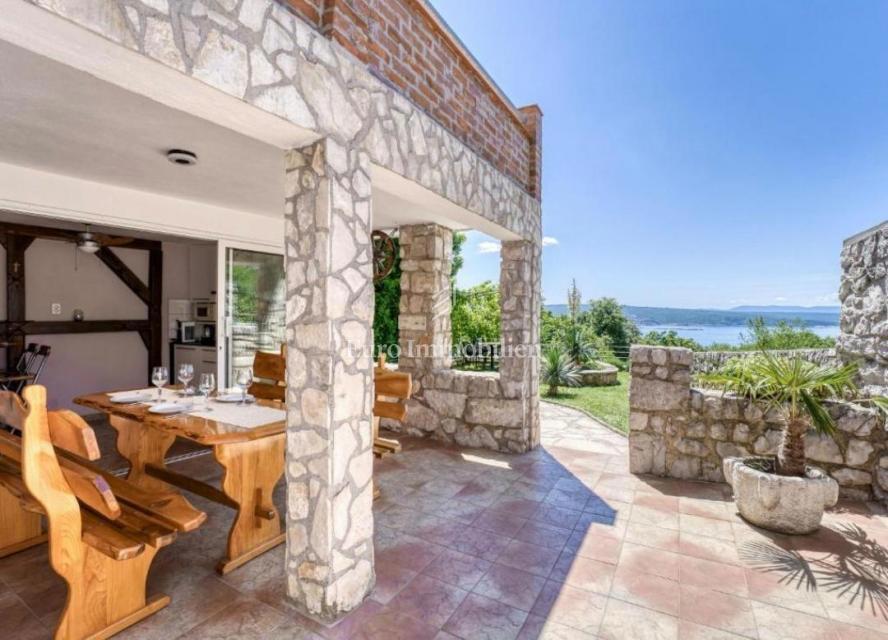 Casa in pietra autentica a Crikvenica – microlocalità tranquilla