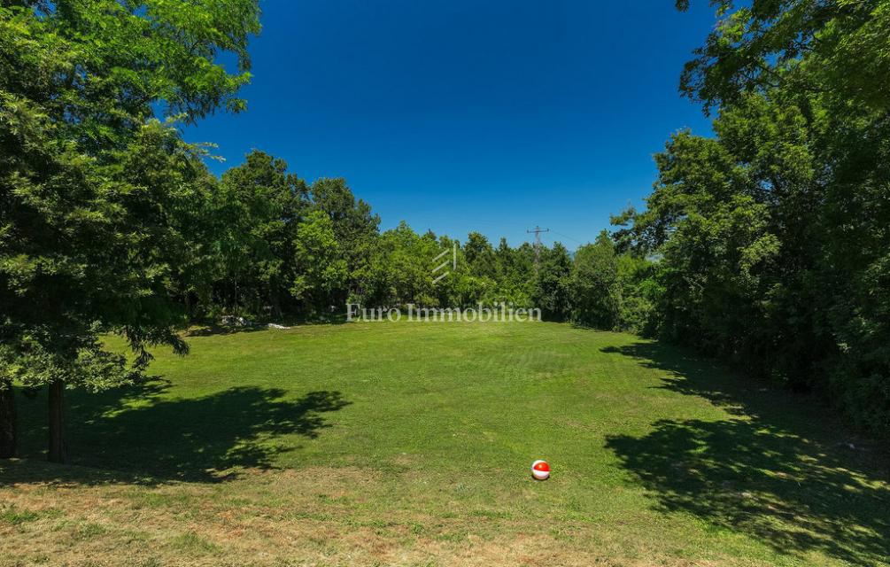 Istria - villa moderna con piscina e ampio giardino