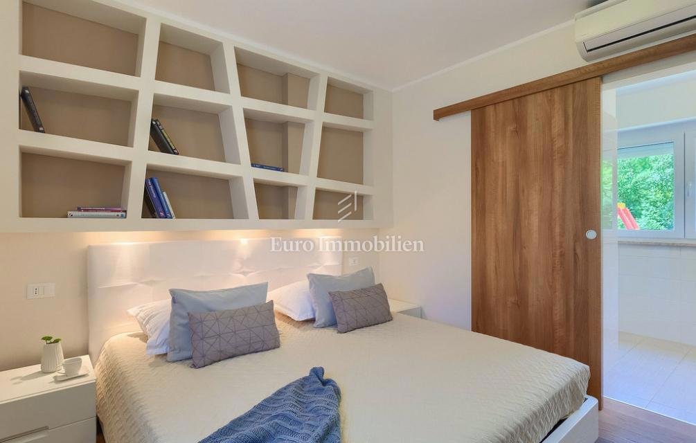 Istria - villa moderna con piscina e ampio giardino