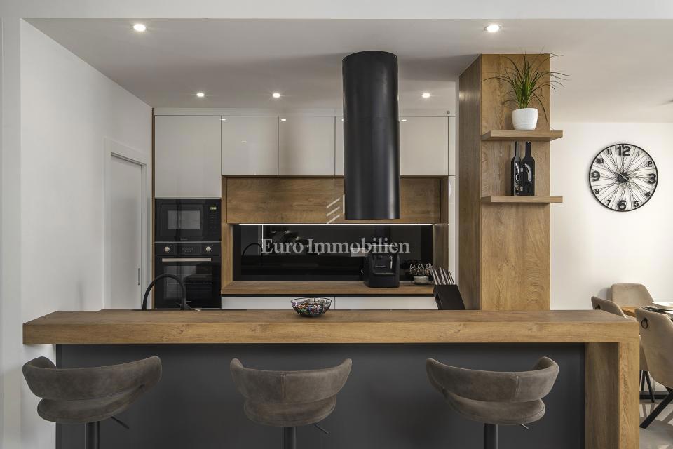 Villa moderna con piscina, a 150 m dal mare - Zaton, Nin