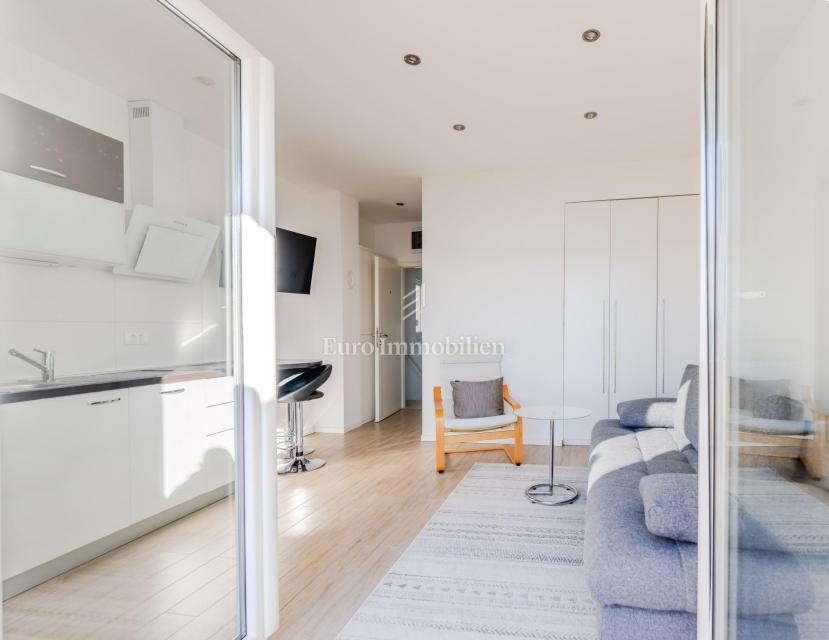 Crikvenica - casa con 4 appartamenti e vista mare