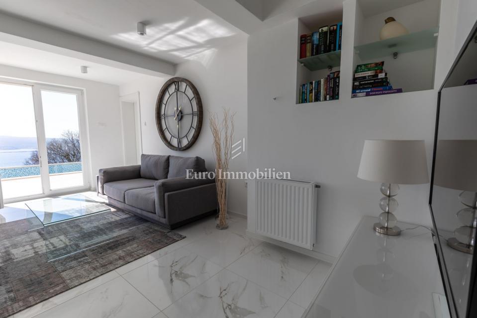 Crikvenica - casa con 4 appartamenti e vista mare